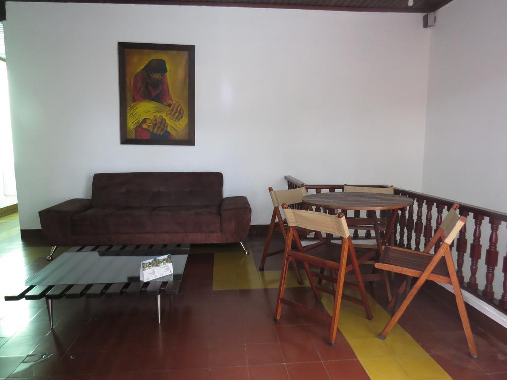 Hostal Casa Pradoメデジン エクステリア 写真
