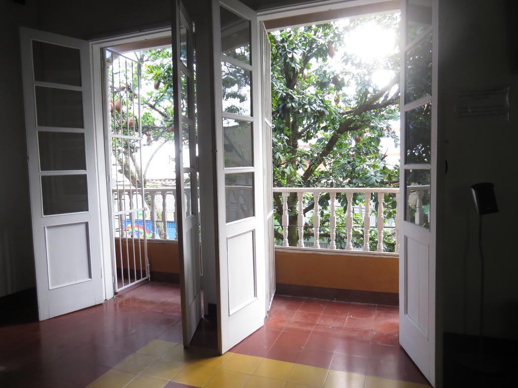 Hostal Casa Pradoメデジン エクステリア 写真