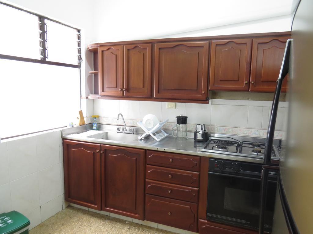 Hostal Casa Pradoメデジン エクステリア 写真
